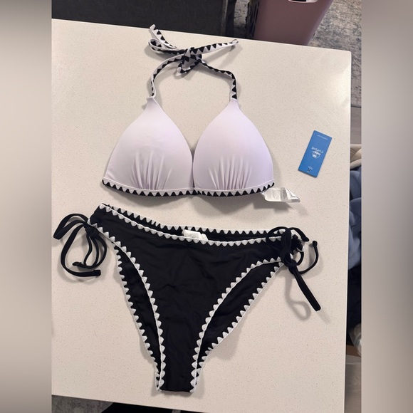 NEW Cupshe Contrast Push-Up Bikini Top & Cheeky Bottoms Set- L - Picture 4 of 6